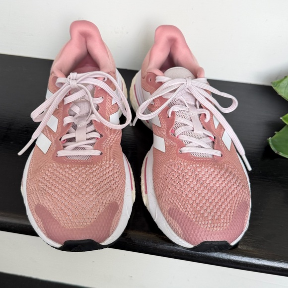 Adidas Solar Glide 5 running shoes in a pink color-way women’s 7.5 - Picture 5 of 8